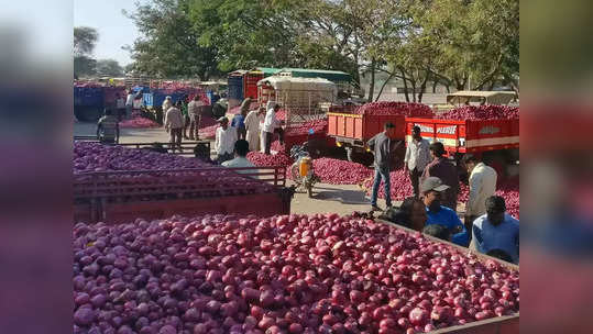 कोंडी फुटली, नाराजी कायम; कांदा दराचा वांधाच, प्रतिक्विंटल सरासरी दोन हजाराचा दर