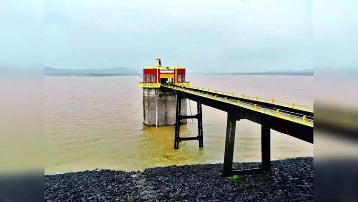 नाशिक जिल्ह्यातील धरणांत ८५ टक्केच पाणीसाठा, जायकवाडीत पाणी सोडण्याबाबत आज बैठक