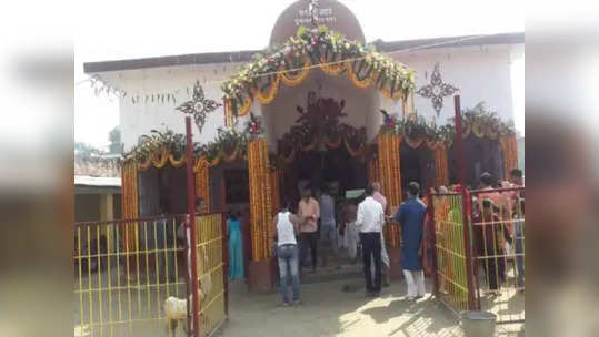 दुर्गा देवीच्या या मंदिरात ८०० वर्षांपासून महिलांना नो एन्ट्री, कारणही आश्चर्यचकित करणारं