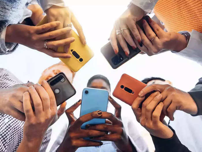 best smart phones under 15000 rupees