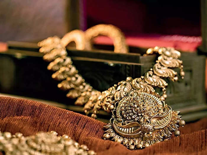 Jewellery Export: কমল রত্ন এবং গয়নার রফতানি। (ফাইল ফটো)