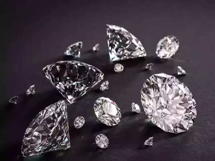 Diamond: পালিশ হীরের দাম 10% বৃদ্ধি পেল।