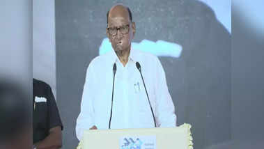 Sharad Pawar Slam BJP Over claims About Lok Sabha Elections; देशात भाजपसाठी पूरक वातावरण नाही, शरद पवारांचा शिर्डीतून भाजपवर हल्लाबोल | Maharashtra Times