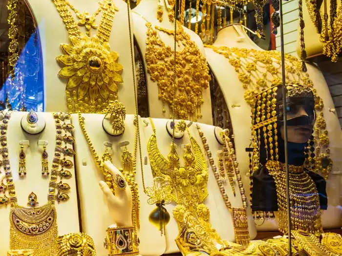 Gold Jewellery: এবার ডিজিটাল গোল্ড ব্যবহার করেই কেনা যাবে গয়না। (ফাইল ফটো)