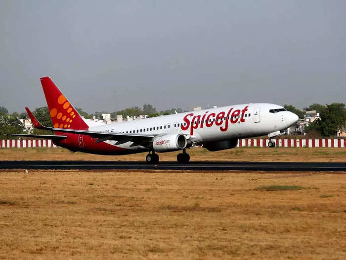 SpiceJet Airlines to lay off 1400 employees