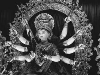 चैत्र नवरात्रि 2024:  शुभ मुहूर्त में करेंगे घट स्थापना तो अवश्य आपके परिवार पर बरसेगी देवी भगवती की कृपा