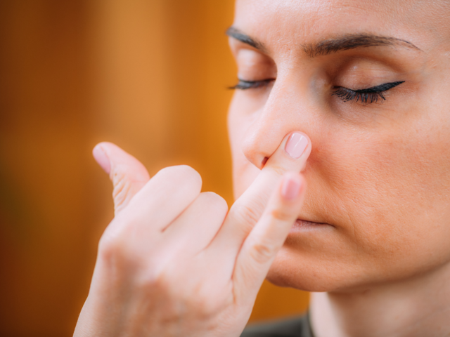 योग के अनुसार नाक का बंद होना आपके व्यक्तित्व की कमियों के बारे में भी देती है संकेत, जिन्हें जानना है जरूरी
