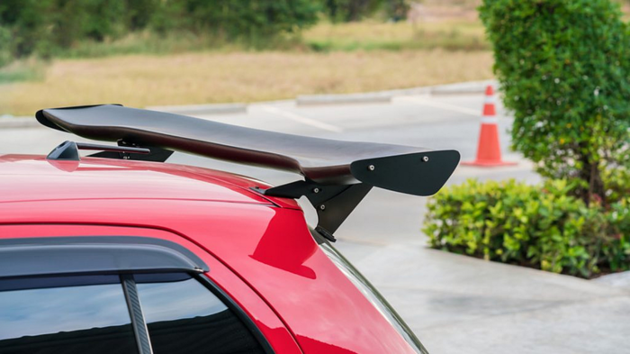 Why Is Spoiler Installed On The Car And What Is Its Function, Know Complete Information