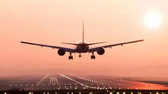 Nagpur Airport: प्रवाशांचा एअरपोर्टवर नऊ तास मुक्काम; नागपूर विमानतळावर पाहा काय घडले