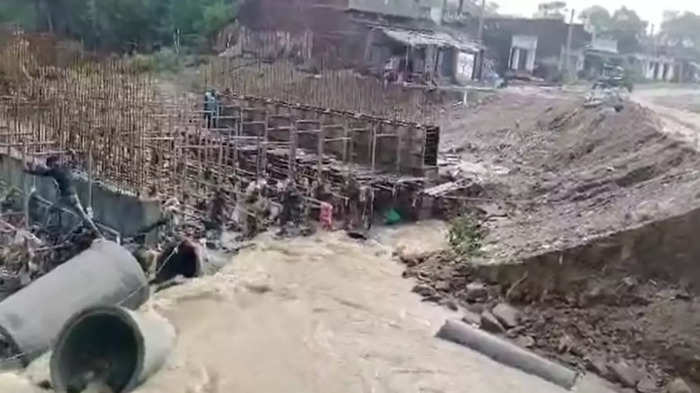 Bihar bridge collapsed