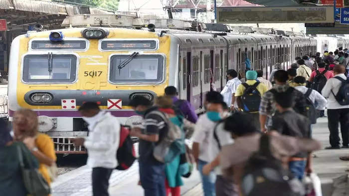 mumbai local train