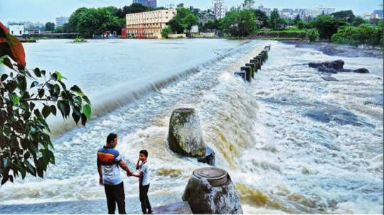 Pune Rain : ताम्हिणीत पावसाची 'बॅटिग'; महिनाभरातच ओलांडला ५००० मिलीमीटरचा टप्प, पुढील चार दिवस पावसाचे