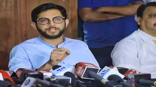 Aditya Thackeray: केंद्राच्या हुकूमशाहीमुळे देश रसातळाला; शिवसेना नेते आदित्य ठाकरेंचा आरोप