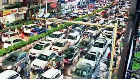 Pune News: पुणेकरांसाठी बातमी; मध्यवस्तीमधील १५ रस्त्यांवर वाहतूक बंदी, असे असतील बंद रस्ते-पर्यायी मार्ग