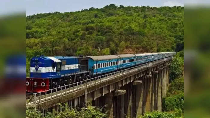 kokan railway3