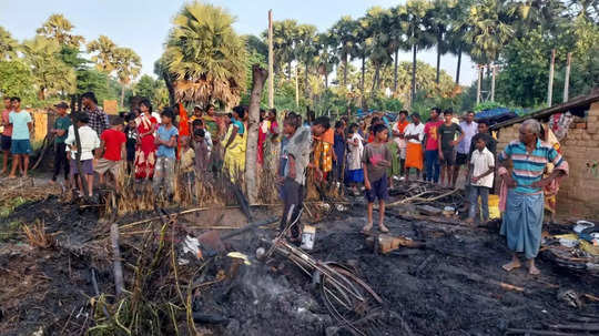 Bihar Nawada Violence: बिहारमध्ये दलितांची घरे जाळली; १५ जणांना अटक, विरोधकांचा सरकारवर आरोप