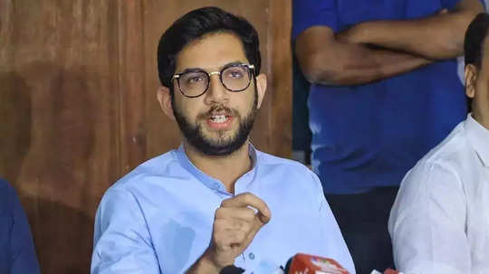 Aditya Thackeray: एवढे अकार्यक्षम मुख्यमंत्री महाराष्ट्राने कधीच पाहिले नाहीत! आदित्य ठाकरेंची एकनाथ शिंदेंवर टीका