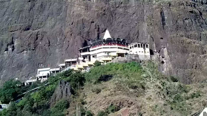 saptashrungi fort 