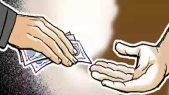 Jalgaon Bribe Case: कामांचे बिल काढण्यासाठी २ लाखांची लाच; गटविकास अधिकाऱ्यासह ५ जणांवर गुन्हा, काय प्रकरण?