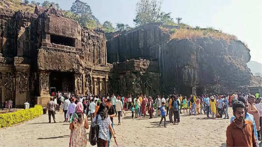 दिवाळीच्या सुट्टीत पर्यटनाचे वेध; देश-विदेशातील पर्यटकांचा ओघ वाढणार, दहा दिवस वर्दळ