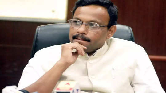 Vinod Tawde : मुख्यमंत्री पदासाठी माझ्या नावाची चर्चा असेल तर.... विनोद तावडेंनी सांगितलं CM पदाचं गणित