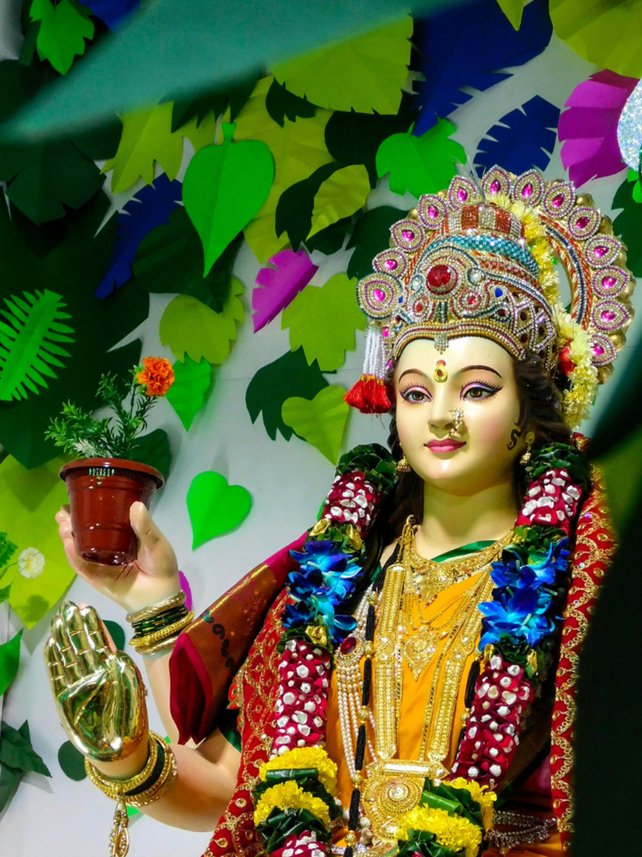 ✨ இனிய நவராத்திரி நல்வாழ்த்துக்கள் 🎉🪔 - ShareChat