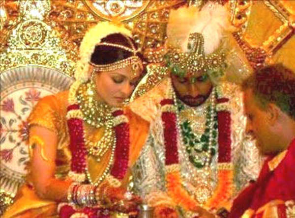 Aishwarya and Abhisheks unseen wedding pictures