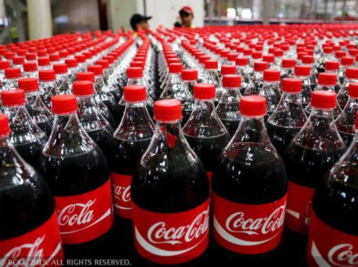 डिमांड घटने के चलते कोका कोला ने भारत में तीन प्लांट्स में बंद की मैन्युफैक्चरिंग
