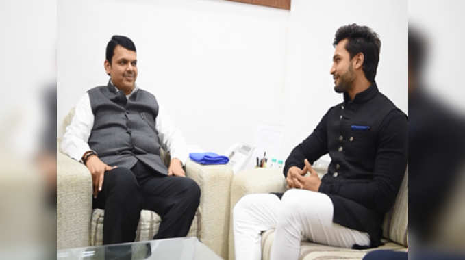 Mr World Rohit Khandelwal meets Maharashtra CM Devendra Fadnavis 