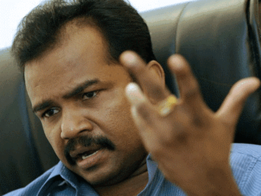 விடுதலைப் புலிகளின் முன்னாள் தளபதி கருணா அம்மான் கைது - Former LTTE leader  and Sri lankan minister Karuna Amman arrested | Samayam Tamil