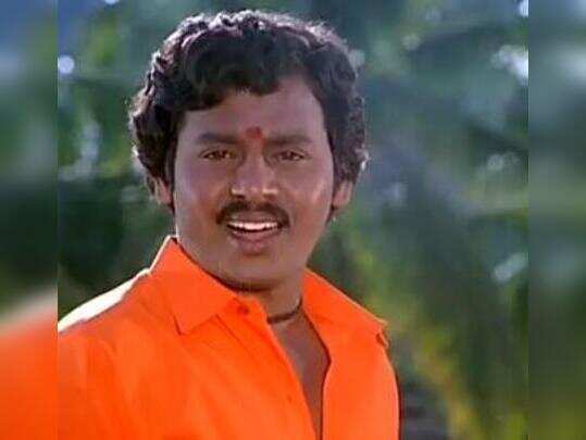 movie news News : ஷூட்டிங்கில் கதறி அழுத நடிகர் ராமராஜன்! அதிர்ச்சி அடைந்த படக்குழுவினர்!! - actor ramarajan cried in shooting spot | Samayam Tamil
