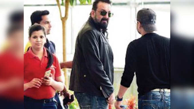 Post his release from jail, Sanjay Dutt begins shooting 