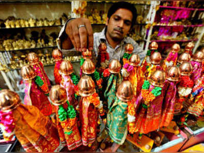 महाराष्ट्र में जोरशोर से हो रही गुड़ी पड़वा त्यौहार की तैयारी 