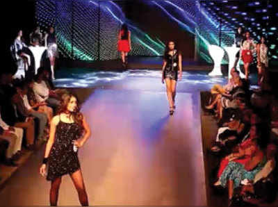 fbb कलर्स फेमिना मिस इंडिया वेस्ट 2017: fbb राउंड 