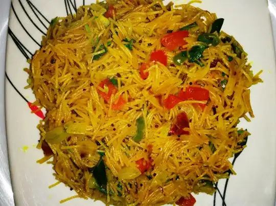 sevaiyan upma: इस बार ईद पर बनाएं सेवई उपमा - recipe in hindi how to make seviyan upma | Navbharat Times