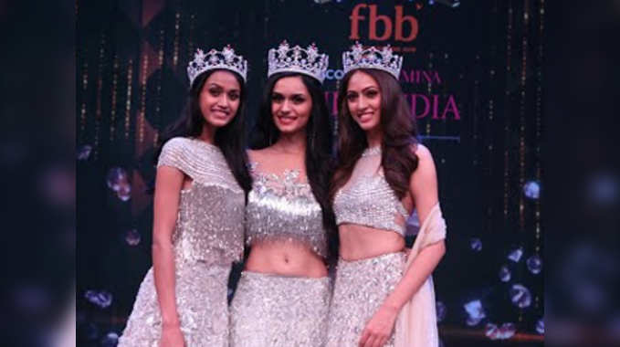 देखें, fbb कलर्स फेमिना मिस इंडिया 2017 के क्राउनिंग पल 