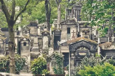 famous-places-in-paris