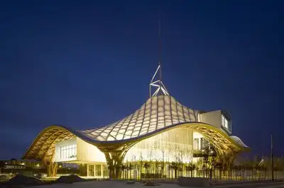 famous-places-in-paris