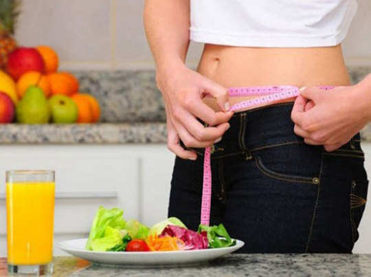 weight loss diet: 10 easy tips to lose weight without diet - 10 टिप्स: डायटिंग की जरूरत नहीं, यूं आसानी से घटाएं वजन - Navbharat Times