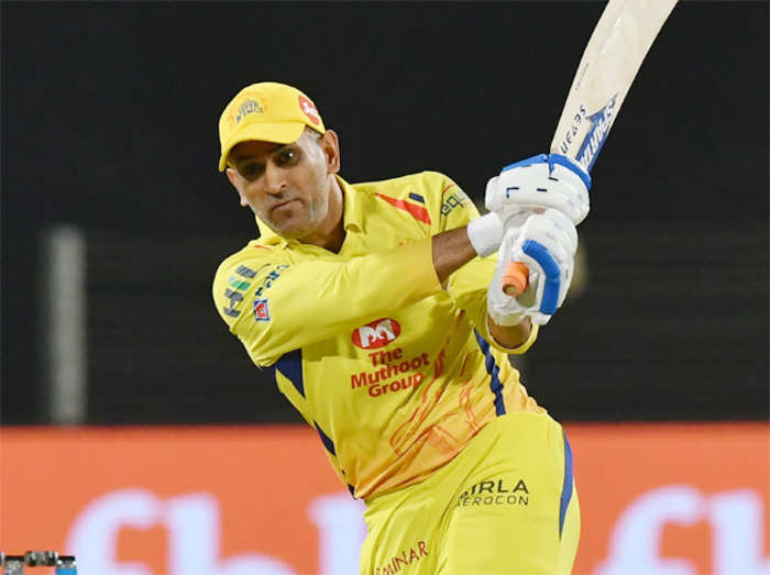 Mahendra Singh Dhoni, IPL 2018: बल्ले से आलोचकों को जवाब दे रहे हैं महेंद्र  सिंह धोनी - ipl 2018 mahendra singh dhoni replying by bat to his critics -  Navbharat Times