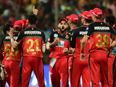 RCB vs MI Highlights: रॉयल चैलेंजर्स बैंगलोर ने मुंबई इंडियंस को 14 रनों से हराया 
