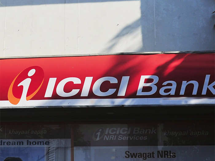 ICICI બેન્કનો નફો અડધો થયો: વિવાદ મુદ્દે બોર્ડ મૌન