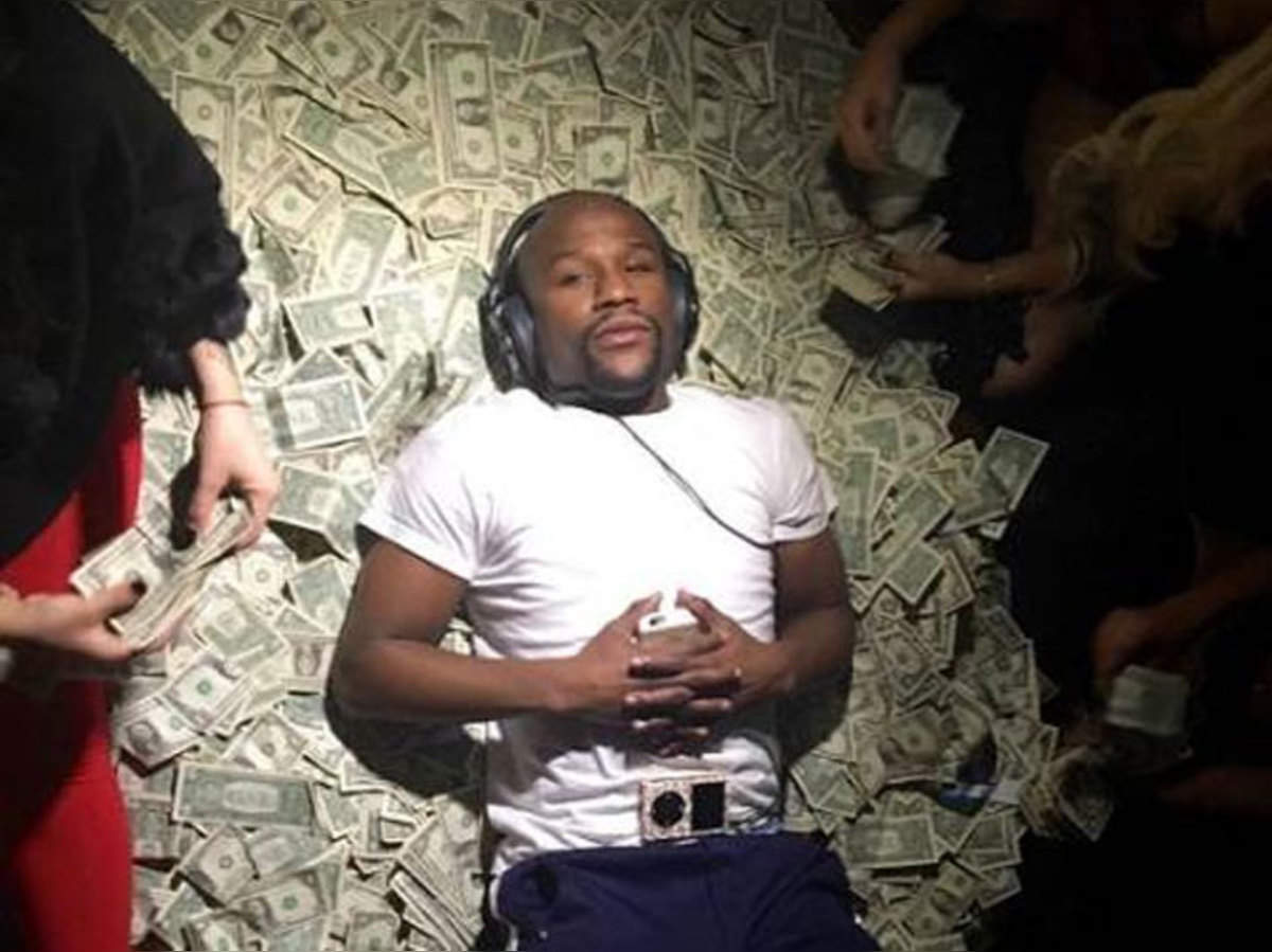 Floyd Mayweather फ ल यड म व दर द न य क सबस अम र ख ल ड न स र फ 36 म नट म कम ए थ 1845 कर ड र पय Retired Boxer Floyd Mayweather The Richest Sports Star Ever Navbharat Times