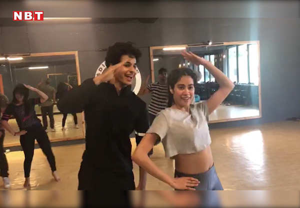 jhanvi kapoor ishaan khatter dance on jhingat song of dhadak movie