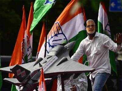 कांग्रेस ने राफेल डील की जेपीसी जांच की मांग की।