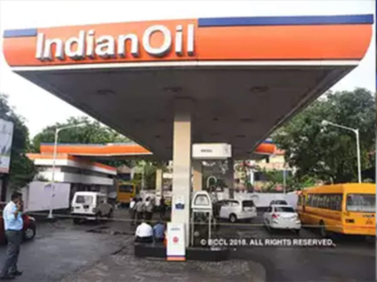 Petrol pump: तीन साल में 25,000 नए पेट्रोल पंप खोलेगी IOC - ioc to open  25000 new petrol pumps in three years | Navbharat Times