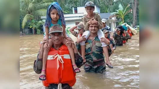 Kerala Flood केरळमध्ये पुढील वर्षभर 'पूरदुखवटा'