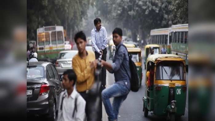 रस्ते अपघातात दररोज ५६ पादचाऱ्यांचा मृत्यू!