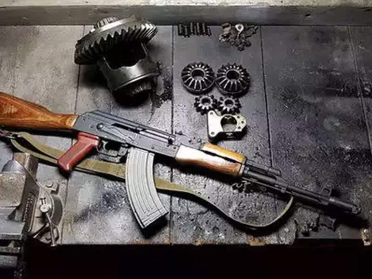 Assault Rifles ब ह र क ओ न ल य तक म हथ य र ख फ क द सर न म बन रह ह च र क एक 47 Deadly Ak 47 Sprouting Across Bihar Leaving A Trail Of Blood And Terror Behind