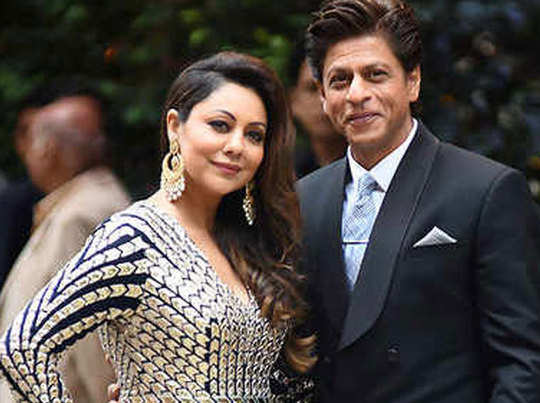 gauri khan birthday: किसी फिल्म की कहानी से कम नहीं शाहरुख-गौरी की लव स्टोरी - shah rukh khans wife gauri khan is celebrating her 48th birthday today | Navbharat Times